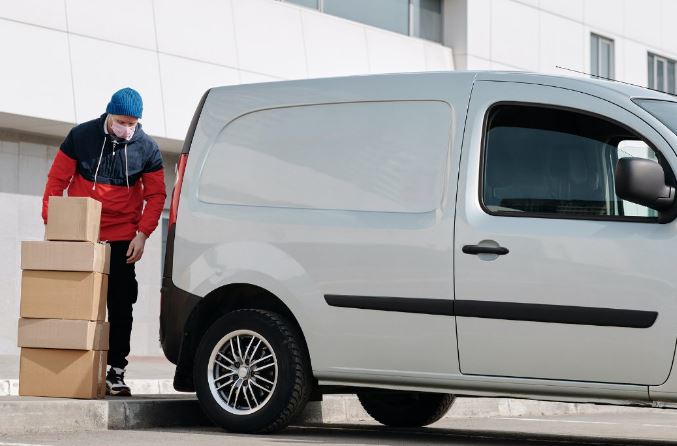 12 Delivery Jobs in the UK with Visa Sponsorship